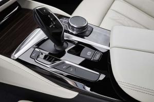 2017 BMW 540i Sedan M Sport WW)