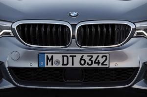 2017 BMW 540i Sedan M Sport WW)
