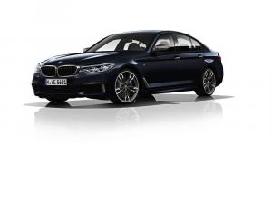 2017 BMW M550i xDrive Sedan WW)