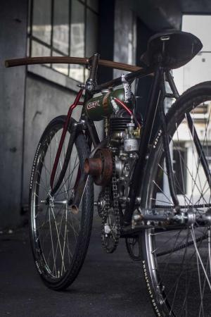2016 Triumph Board Tracker