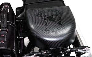 2016 Yamaha XS650 by White Collar Bike