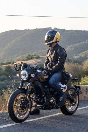 2017 Ducati Scrambler Cafe Racer
