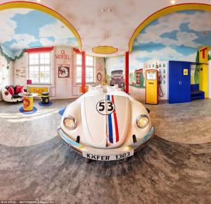 Отель V8 в Штутгарте