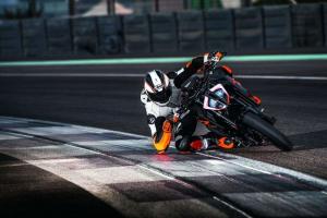 2017 KTM 1290 Super Duke R