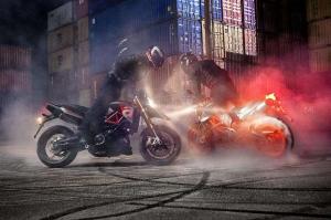 2017 Aprilia Dorsoduro 900