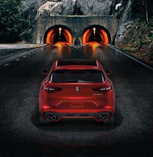 2017 Alfa Romeo Stelvio Quadrifoglio