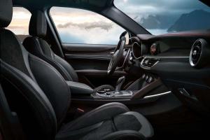 2017 Alfa Romeo Stelvio Quadrifoglio