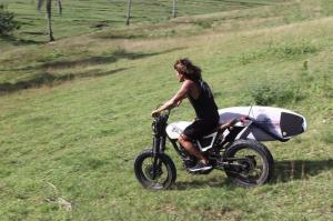 2004 Honda XR200 by 3B Customs