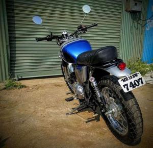 2016 Royal Enfield Classic 350 by Dochaki Designs