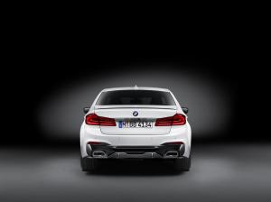 2017 BMW 5-Series Sedan M Performance Accessories