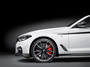 2017 BMW 5-Series Sedan M Performance Accessories