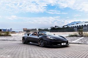 Матово-чёрный суперкар Ferrari F430 Spider с боди-китом Liberty Walk и на дисках PUR Wheels от ателье ReinArt Design