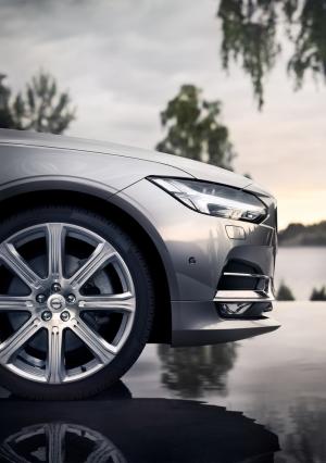 2016 Volvo V90 Cross Country Polestar