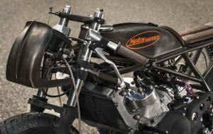 2016 Yamaha RD350 YPVS Racer by Moto Essence