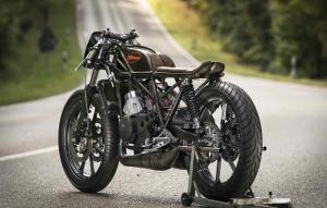 2016 Yamaha RD350 YPVS Racer by Moto Essence