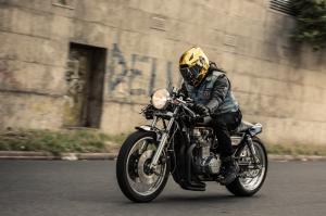 1979 Kawasaki KZ1000 Queen B by Dexter Li