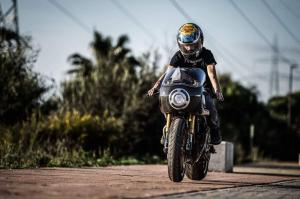 2016 Aprilia RSV4 by Kacerwagen