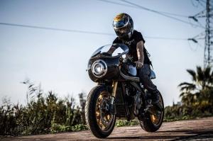 2016 Aprilia RSV4 by Kacerwagen