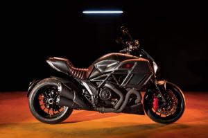Мотоцикл Ducati Diavel Diesel
