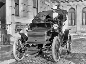 1912 Baker Electric Victoria