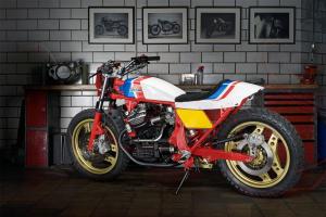 Kingston Customs: стрит-трекер Honda CX500E