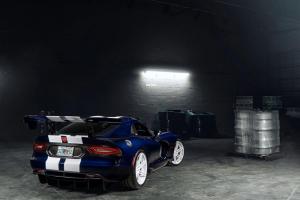 2016 Dodge Viper ACR on ADV.1 Wheels ADV06R M.V2 CS)