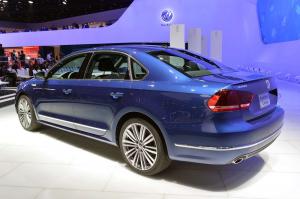 2014 Volkswagen Passat BlueMotion Concept Live From Detroit 2014