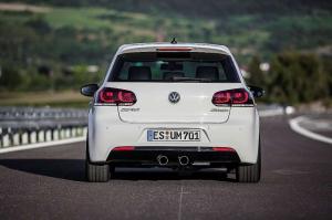 2014 Volkswagen Golf R 3.6 Bi-Turbo by HGP-turbo