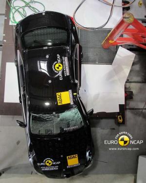 Краш-тесты Mercedes-Benz C-Class