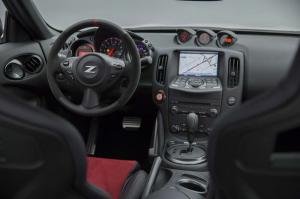2015 Nissan 370Z Nismo US)
