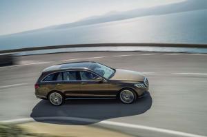2014 Mercedes-Benz C300 BlueTec Hybrid Exclusive Line Estate