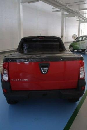 2014 Dacia Dustruck by Renault Technologie Roumanie