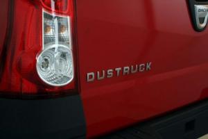 2014 Dacia Dustruck by Renault Technologie Roumanie