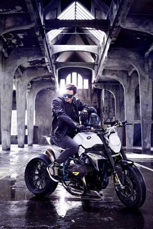 2014 BMW Concept Roadster Motorcycle