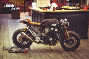 1996 Honda CB750 by Oficina MRS