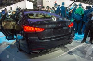 2015 Hyundai Genesis Sedan Live From Detroit 2014