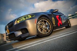 2014 BMW M5 by Akrapovic