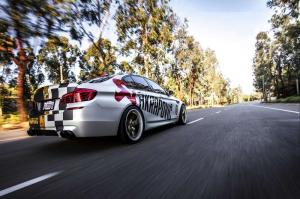 2014 BMW M5 by Akrapovic