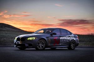 2014 BMW M5 by Akrapovic
