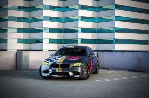 2014 BMW M5 by Akrapovic