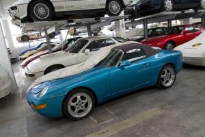 Автосклад Porsche в Штутгарде