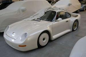 Автосклад Porsche в Штутгарде