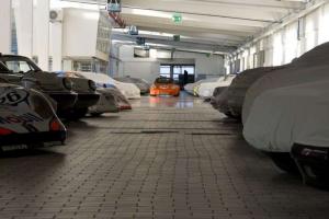 Автосклад Porsche в Штутгарде