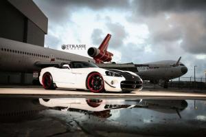 2014 Dodge Viper SRT-10 Roadster on Strasse Wheels