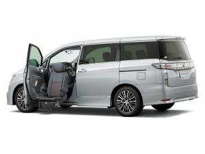 2014 Nissan Elgrand Highway Star