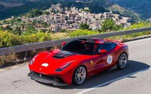 Ferrari выдала подробности о эксклюзивном суперкаре за $4 млн