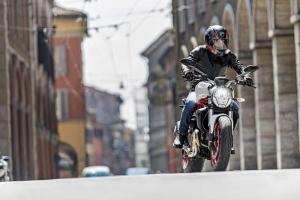 2015 Ducati Monster 821
