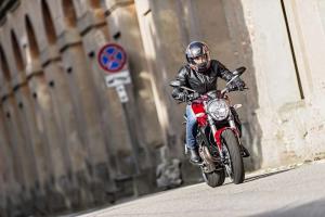 2015 Ducati Monster 821