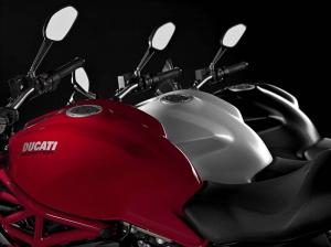 2015 Ducati Monster 821