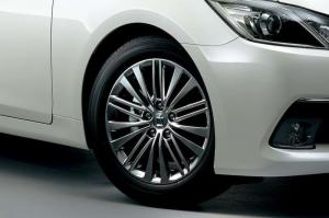 2014 Toyota Crown Royal Saloon Black Style